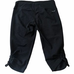 Like New EUC Capri leggings with drawstring bottom